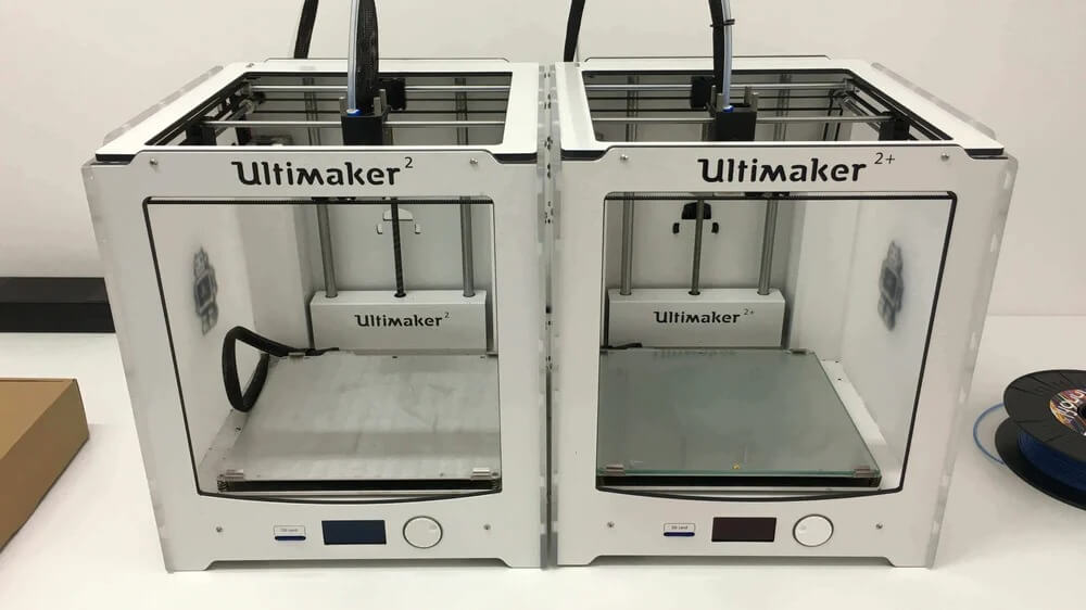 Ultimaker 2 vs Ultimaker 2 Plus (1)