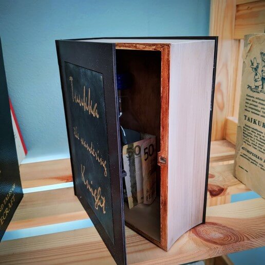 Book Hide 3d printed