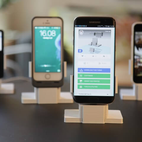 Universal Charging Dock For iPhone and Android